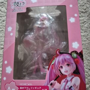 Hatsune Miku Sakura Miku Wagasa ver Taito Figure