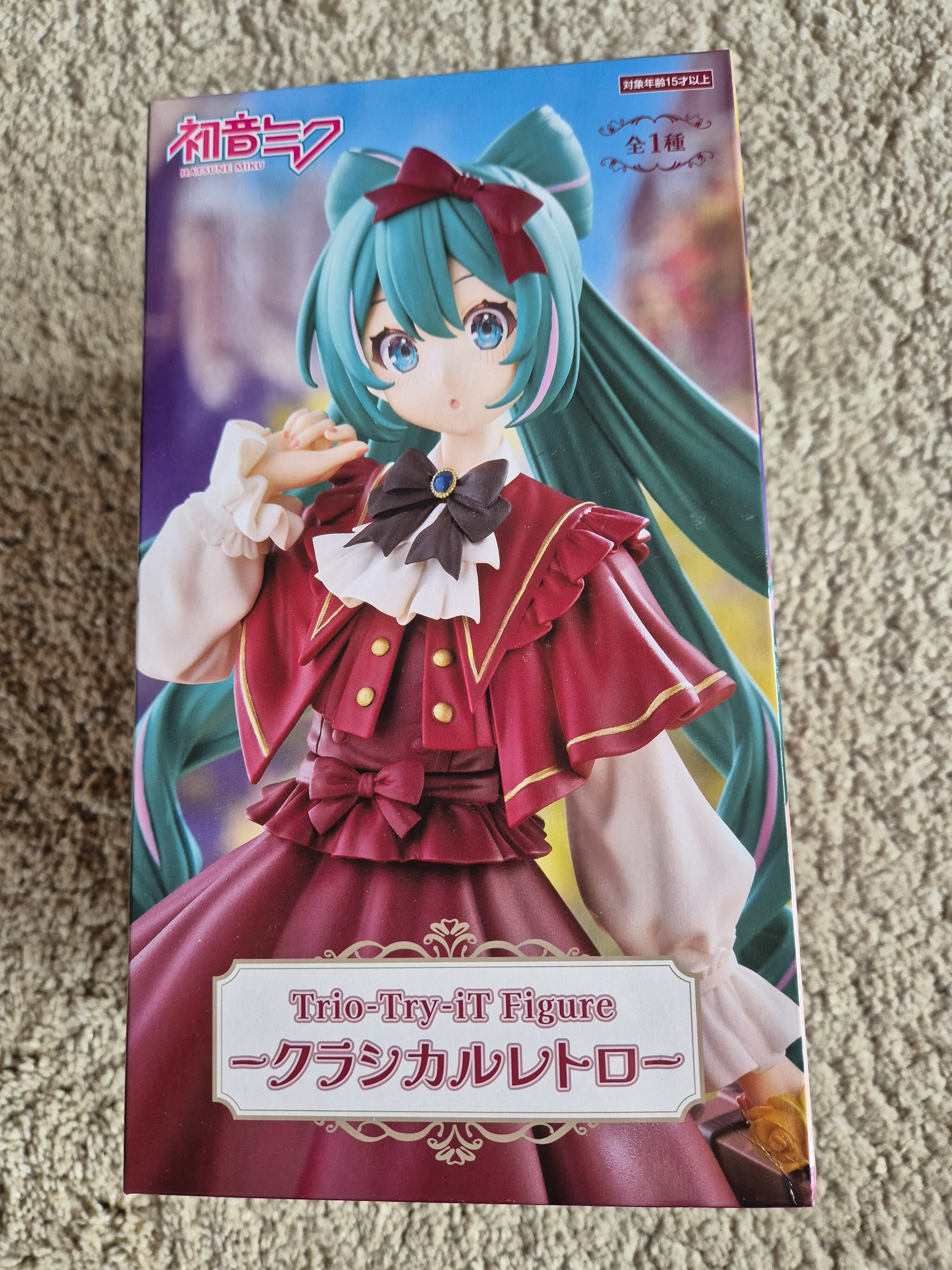 Hatsune Miku Trio-Try-iT Furyu Figure Classical Retro Ver