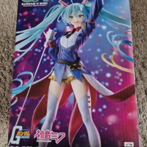 Hatsune Miku Gundam 45th Anniversary Banpresto Evolve Figure